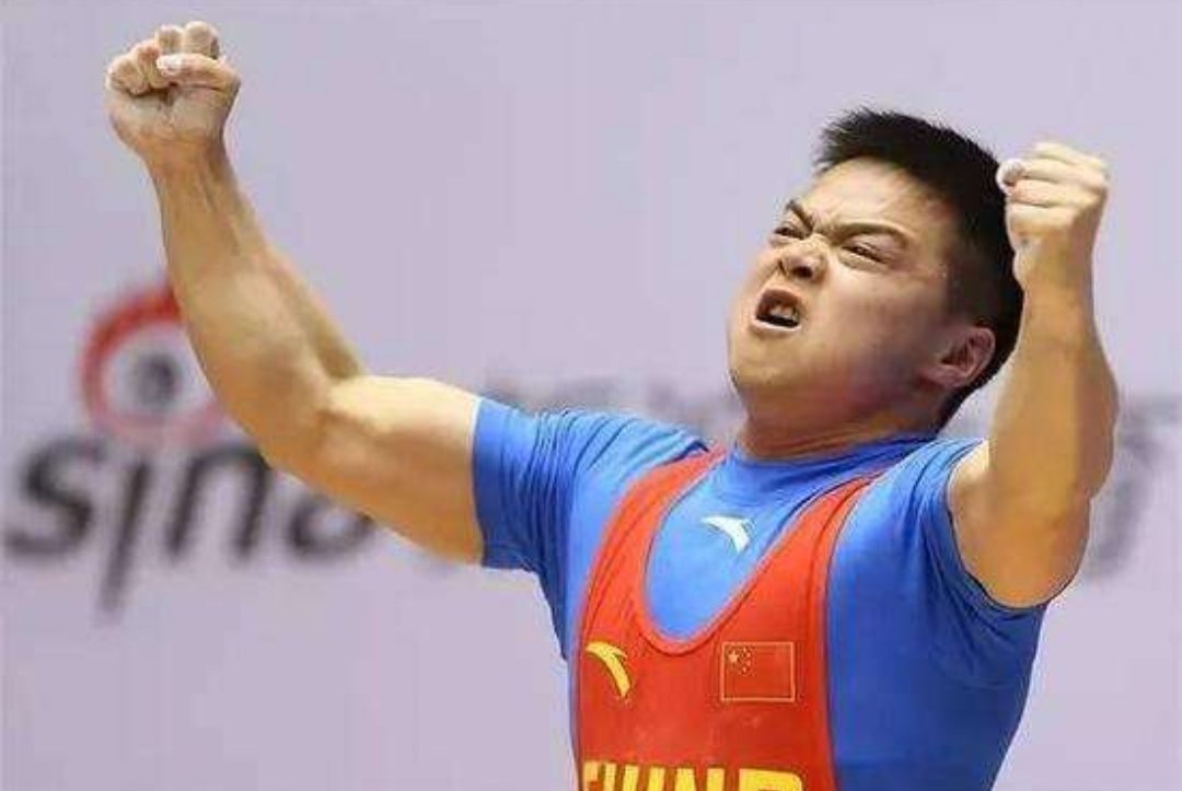 龙清泉是中国男子举重队队员,你知道有关龙清泉的故事吗?