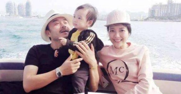 曾是湖南台一姐,当红时低调嫁入豪门,仇晓如今怎么样了?