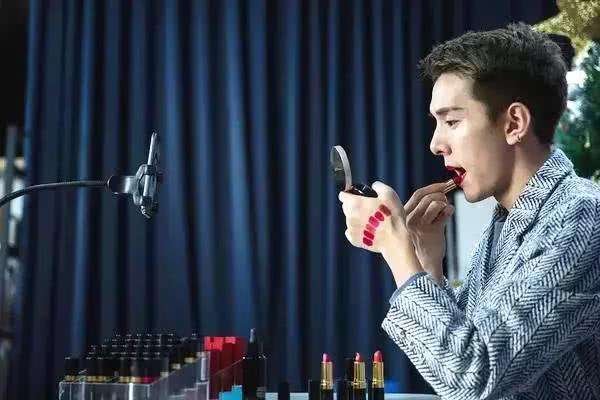 李佳琦按浙江消保委要求整改,因为此次事件他受到了哪些处罚?