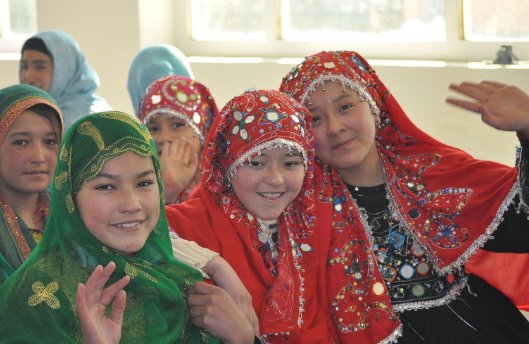 哈扎拉人有多少东亚血统