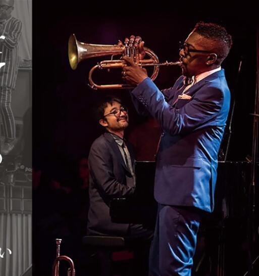 日本钢琴家在纽约被打成重伤，他因何被打的？