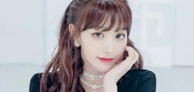 当红偶像孔雪儿疑恋情曝光,具体有何蛛丝马迹可寻?