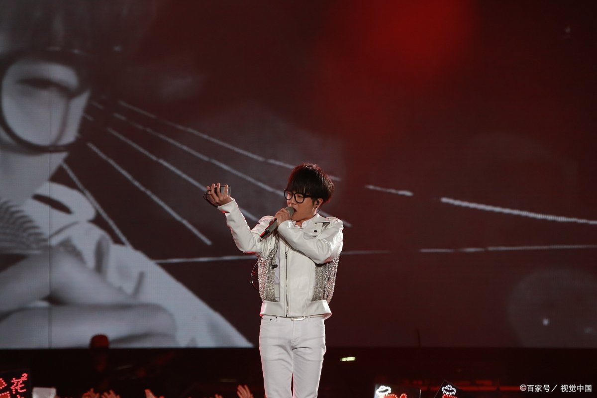 华晨宇的亲生母亲是谁? 他还能不能记得他的亲生母亲?