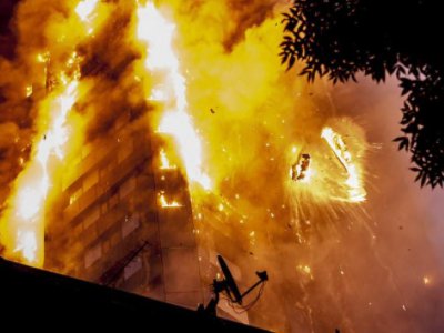 四川成都,海霸王物流园突发大火,火情得以控制了吗?