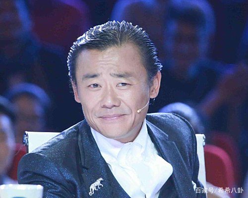 周立波到底有何魅力，张洁被其两次还要离婚再嫁他？