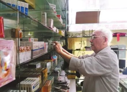 新疆76岁大爷参加高考,是什么原因决定让老人参加高考?