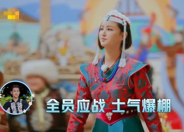 妻子团齐换蒙古服,谢娜再现华筝公主,我却在关注吉娜的造型,你心动了吗?