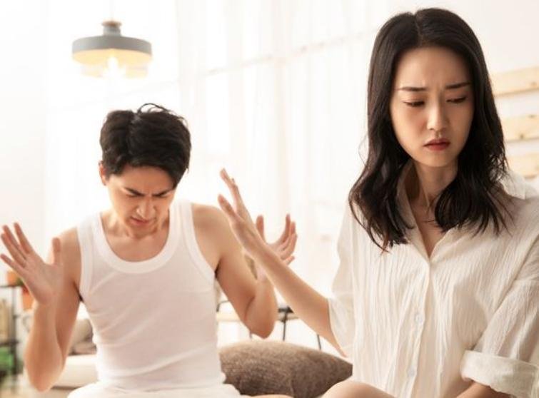 甘肃女子生产当天孩子被已分居的丈夫抱走,此事背后到底有何隐情?