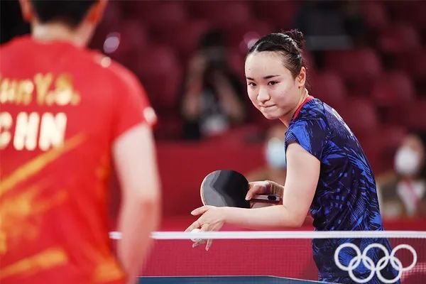伊藤美诚期望和许昕跨国混双,你期待她们二人的合作吗?