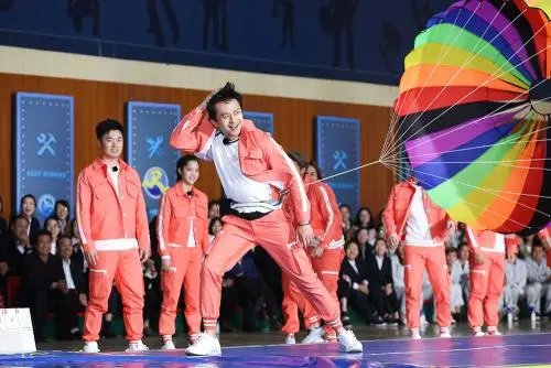 《奔跑吧》全员原始风首发,哪个成员的造型最抢眼?