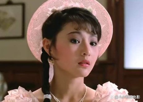 罗启仁在衣柜中发现干儿子宗天意,于是向李赛凤提出离婚,怎么回事?