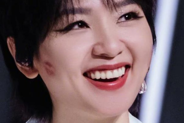 周笔畅ktv体力透支全记录,现在状况如何?