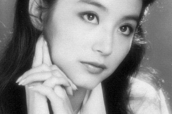 陈乔恩、林青霞、郑秀珍,3个版本的东方不败,究竟谁更惊艳?