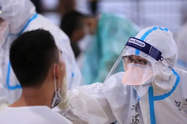 张文宏谈上海防控策略，当地的疫情何时出现拐点？