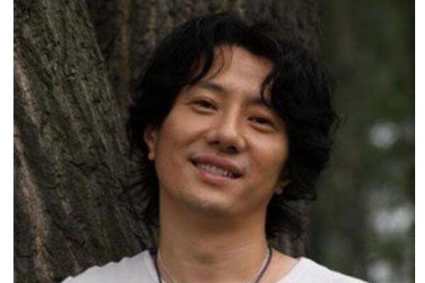 郑钧为何没娶相爱18年的孙锋离，而是娶了刘芸？