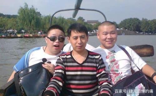 郭德纲最看重的大徒弟，师娘也极为宠爱，退出德云社现状如何？