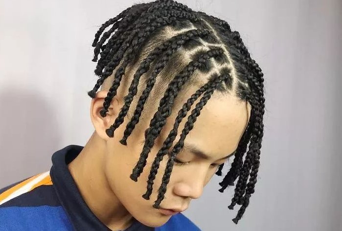 女孩编完脏辫后报警称5300元太贵，店家在编发前有提前告知顾客价格吗？