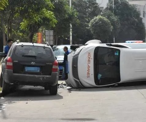 大连男子驾车撞死5人:系报复社会,你怎么看该男子的这种行为?