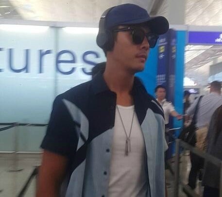 陈伟霆为了新剧特地晒黑？