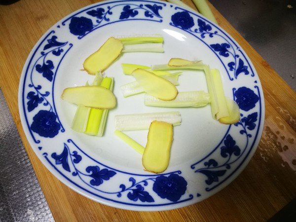 清蒸多宝鱼的做法 最正宗的做法