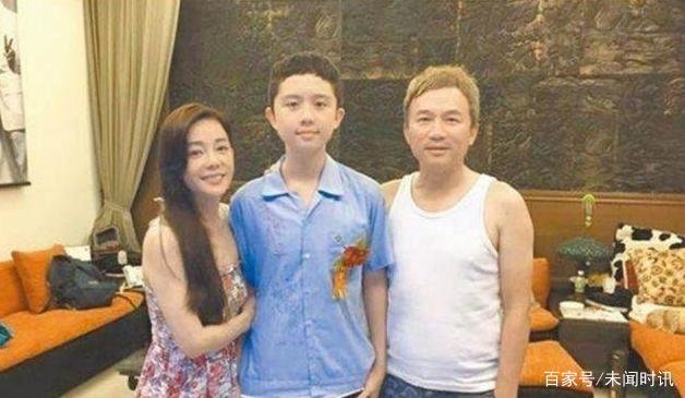 狄莺自曝当众踹蓝洁瑛，罗霈颖都避她三分，后来怎样？