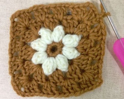 如何用钩针钩坐垫图解