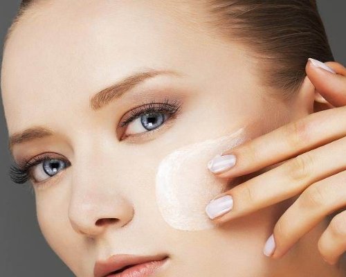 最简单的化妆步骤是什么？？