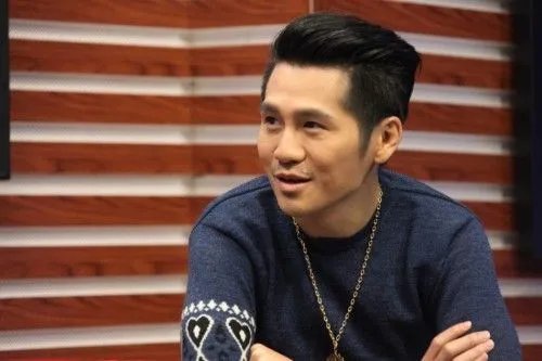 歌手曹格因喝酒闹事再次登上热搜，这件事情的经过是怎样的？