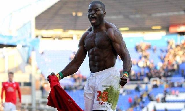 世界足坛哪些运动员的身体最为强壮？