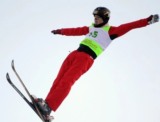 齐广璞也有两个墩了,他在冬奥会收获了哪些奖牌?