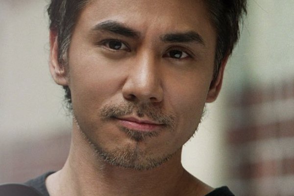 黄凯芹现状 有谁知道啊？ 最近在听怀旧歌曲！