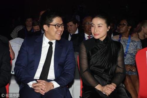 郭晶晶和霍启刚怎么认识的