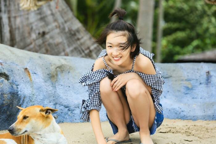 曝周冬雨天价片酬超1亿，周冬雨片酬曝光数字亮眼争议大？