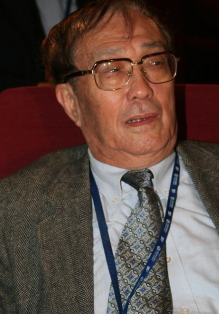 第三代导演谢晋的孽债：为何说智力低下的儿子是他们的讨债鬼？