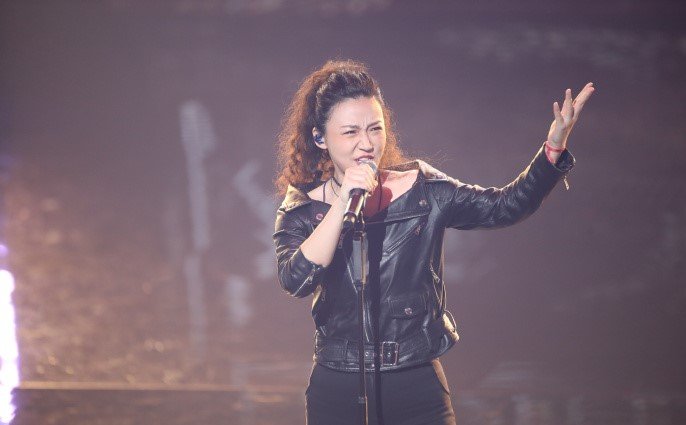 刘郡格在《中国好声音》没夺冠，却是谢霆锋得意学员，听说还和梁博有关系？