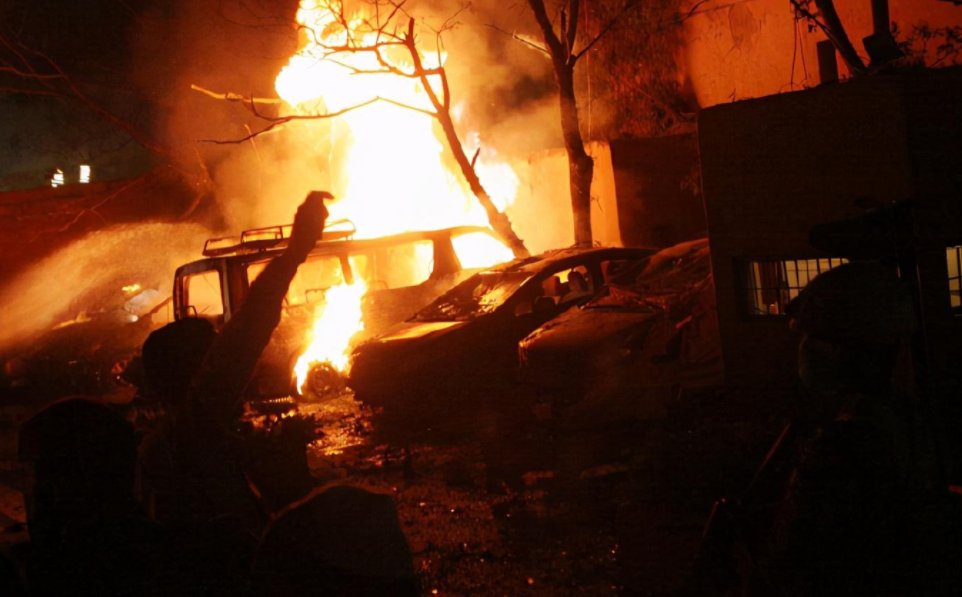 中国驻巴大使下榻酒店发生爆炸,是否有人员伤亡?