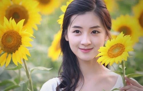 在北京拍一套个人写真大概需要多少钱啊？