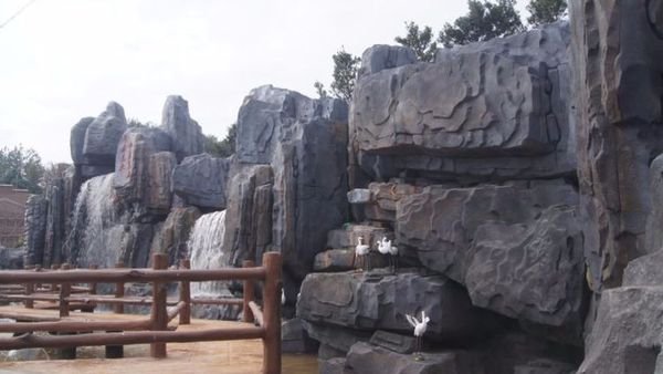 仿真假山材质都有哪些