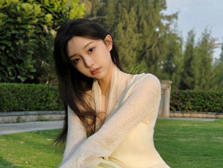 相恋才4天,王思聪被曝与网红慎婕分手，转头又跟新欢挽手逛街,是真的吗？