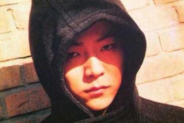 如何评价窦唯呢？