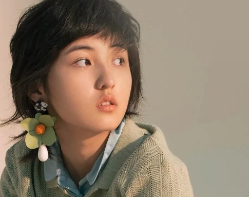 网传张子枫“圈内聊天记录”，内容低俗不堪入目，背后到底怎么回事？