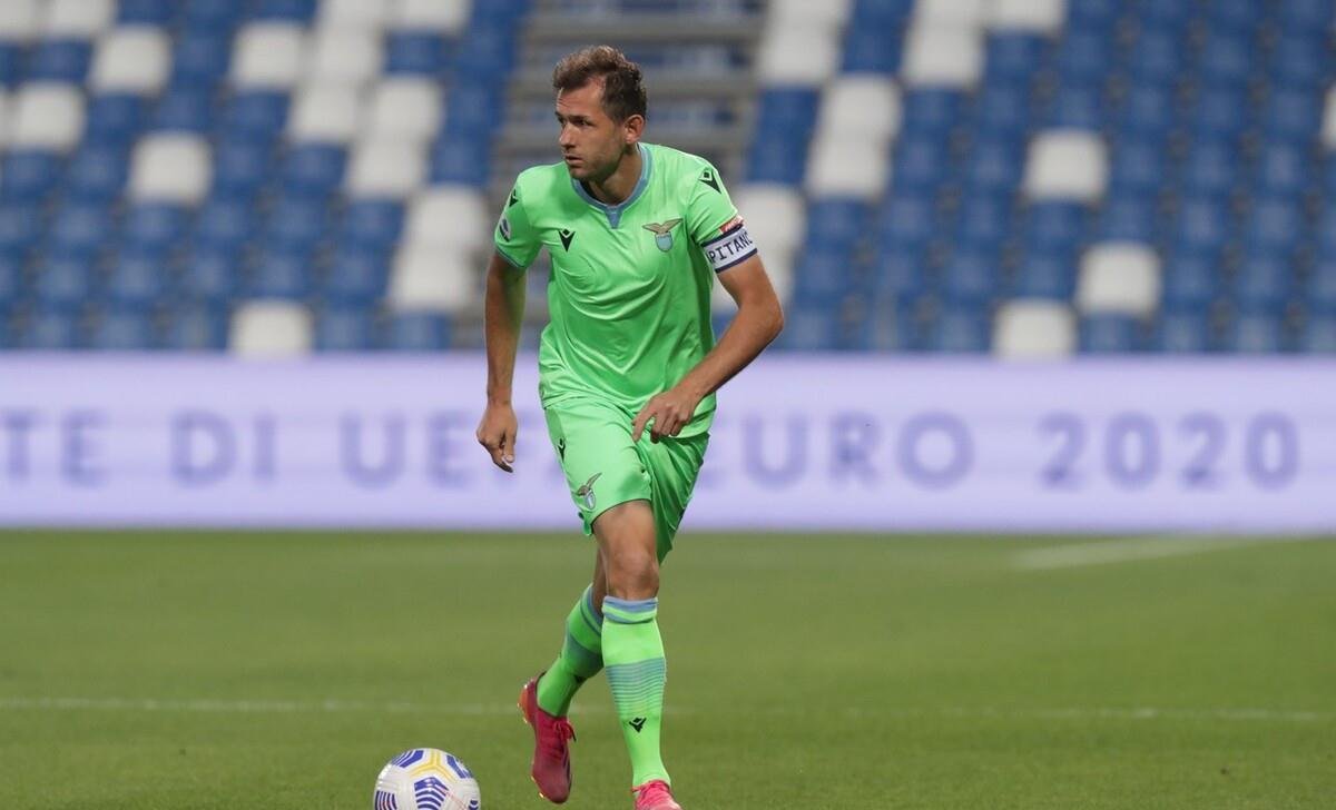 意甲开始禁止穿绿色球衣，原因是什么？