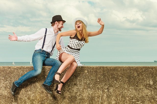 当爱情来敲门时 你需要做的是什么？