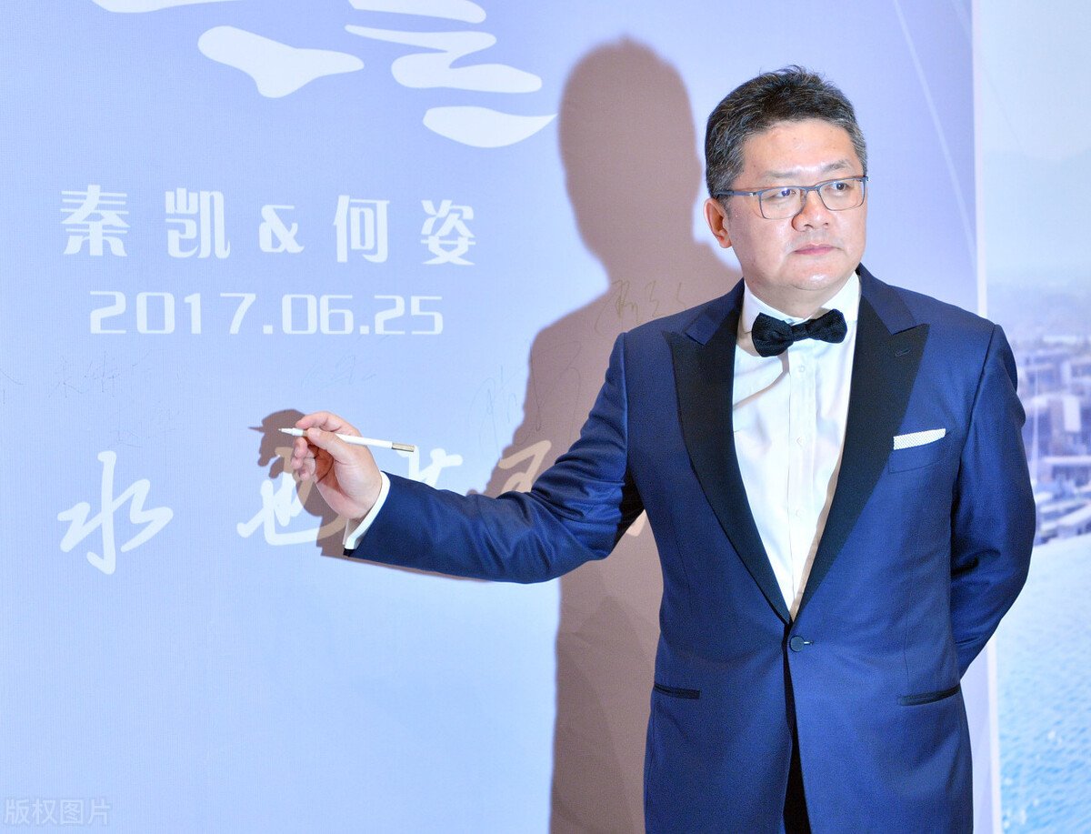 央视主持人张斌近况曝光，曾被妻子揭发出轨，复合后受到重用了吗？