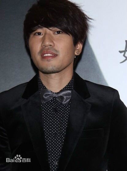 贾静雯弟弟图片