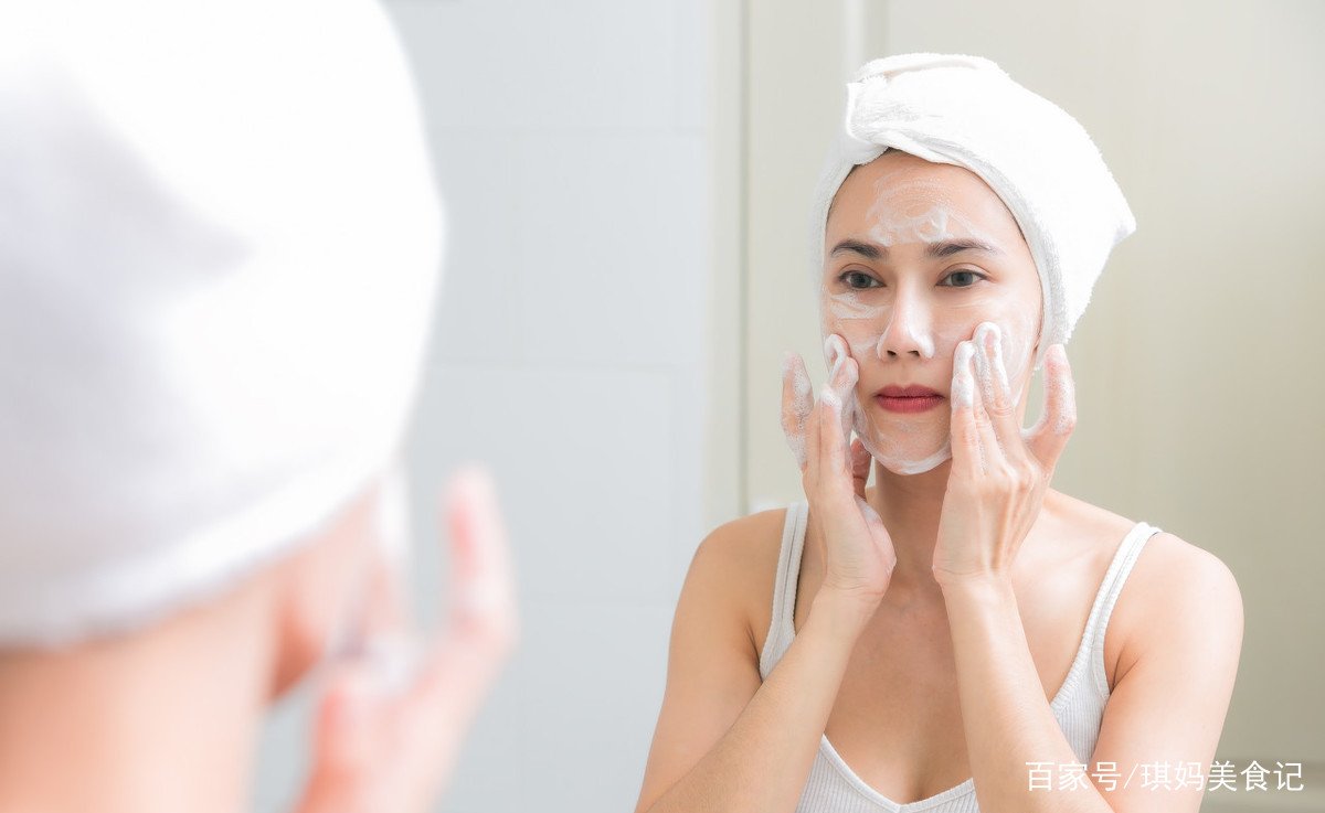 皮肤暗黄的人该怎么美白？有哪些有效的方法呢？