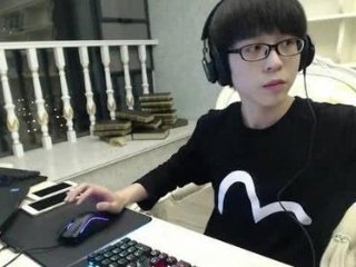 嗨氏喜欢叫自己的粉丝叫什么