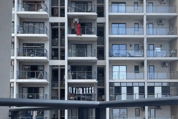 三亚政法委介入女子跳舞坠楼事件！该女子生前到底有何诡异之处？