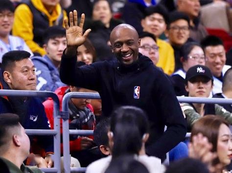 你能介绍一下NBA球员特里吗？