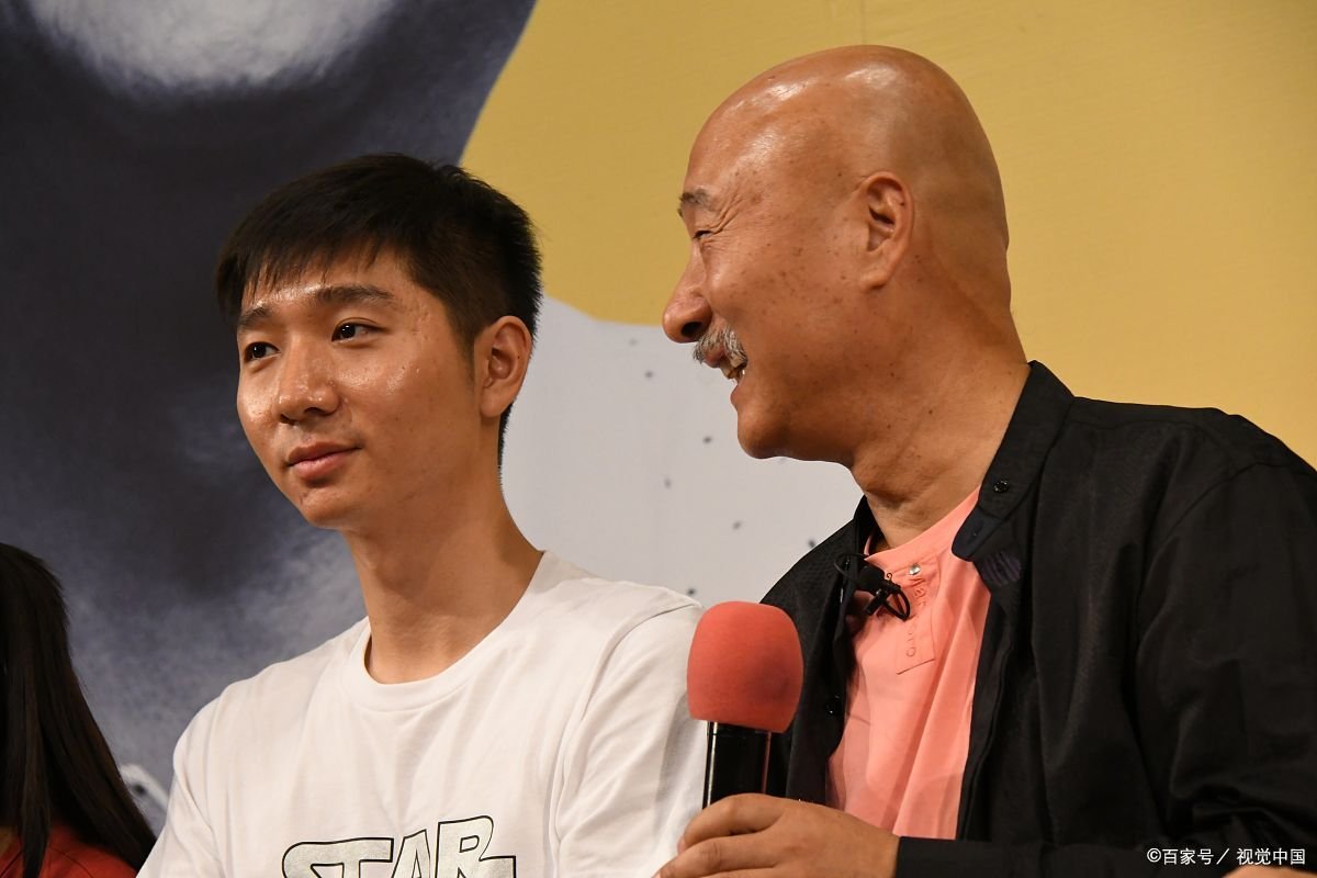 陈佩斯的儿子是做什么工作的，是子承父业吗？